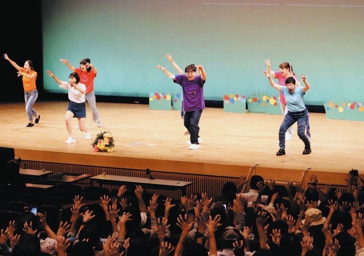 観客を驚かせ盛り上げるPopダンスのレッスン風景