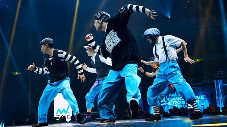ダンスバトルでのPopダンスのパフォーマンス