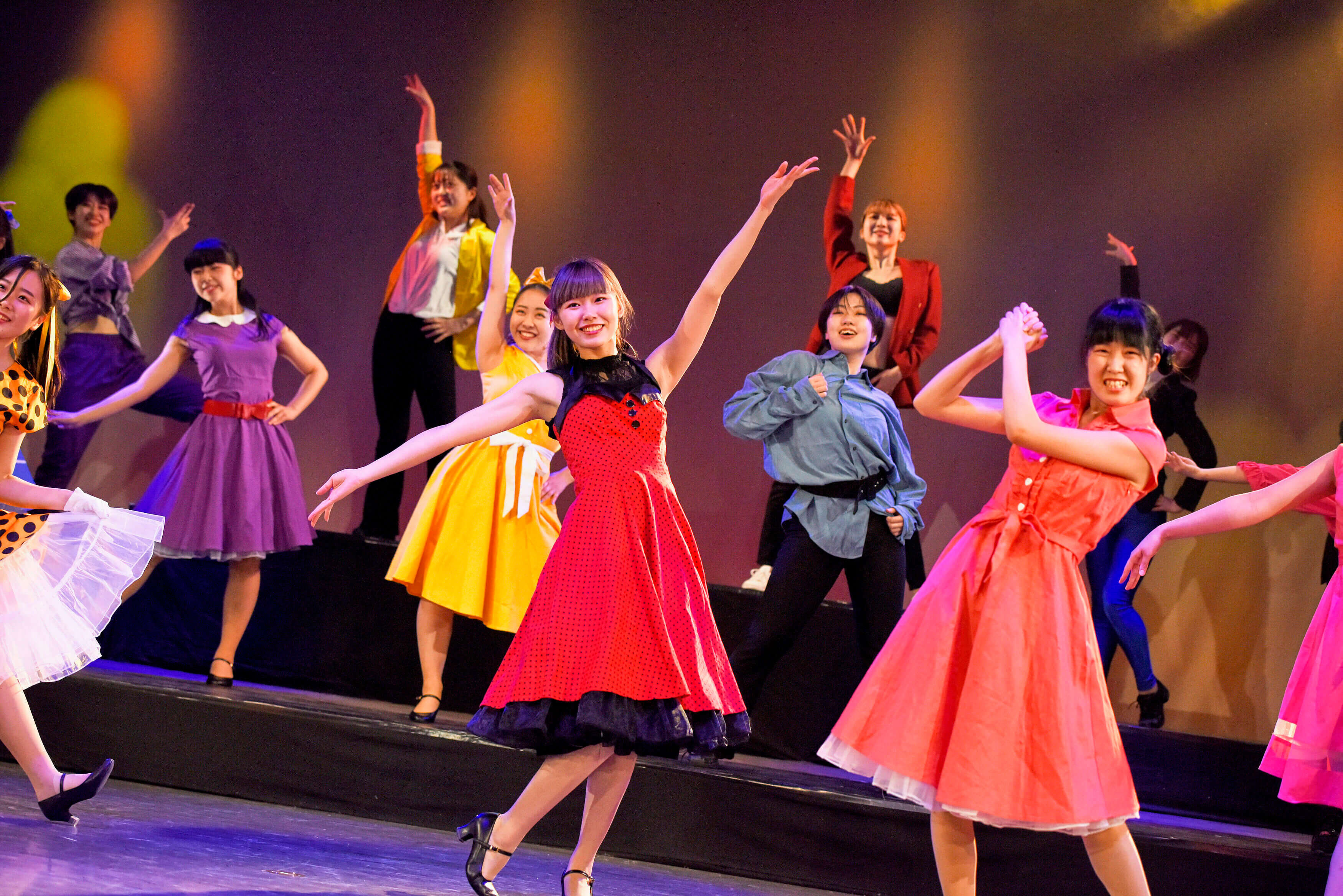 ミュージカルの役になりきるシアターダンス