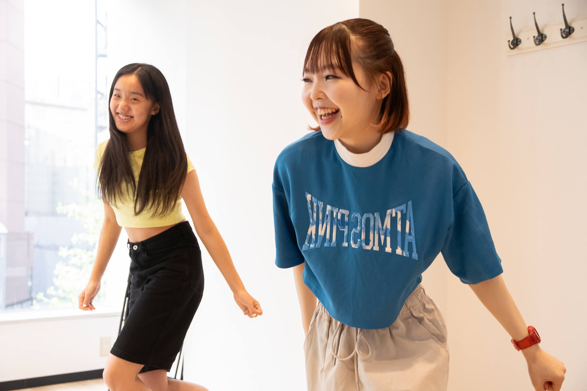 パワフルで華やかなWaackダンスの振り付け