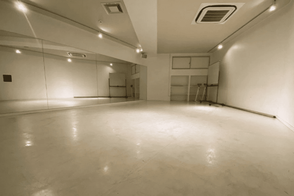 スタジオ01