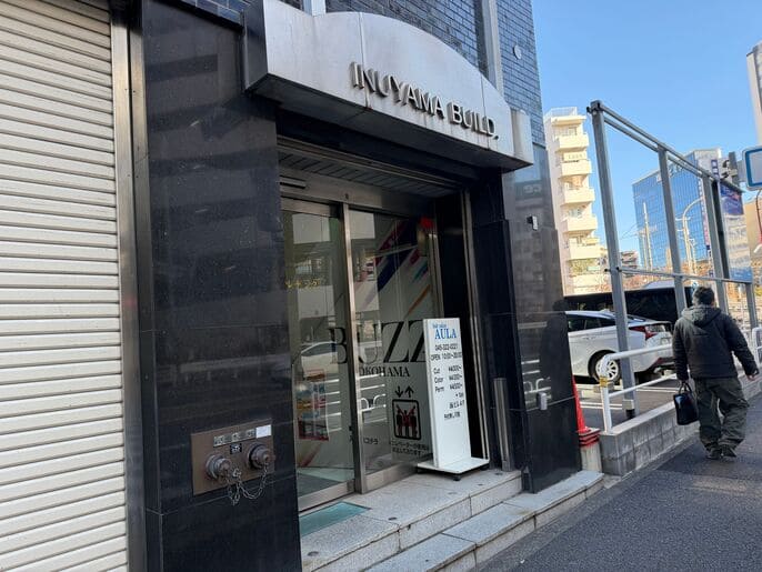 横浜スタジオ アクセス8